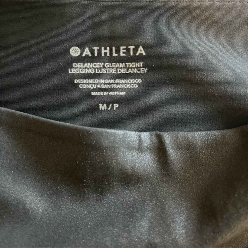 Athleta Delancey Gleam Tight Legging Lustre /Black Pants Size Medium Petite - Picture 10 of 10